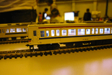 電車室内灯.gif